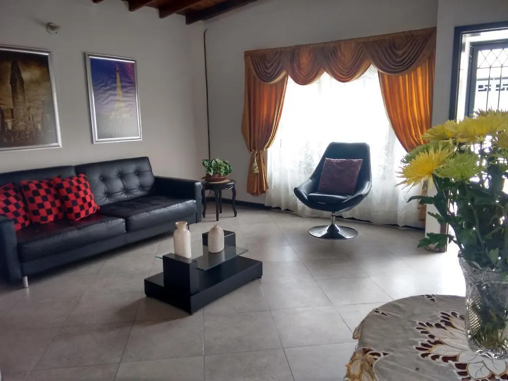 Posada Rosita Medellín 0*,